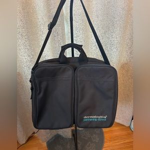 Aesthetic /cosmetology bag with apron